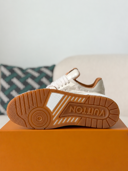 LV Trainer SNE AKERS