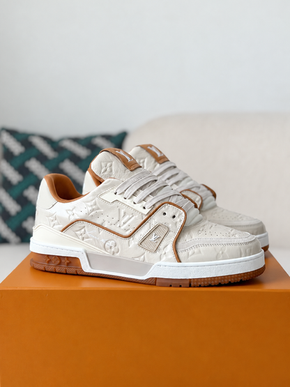 LV Trainer SNE AKERS