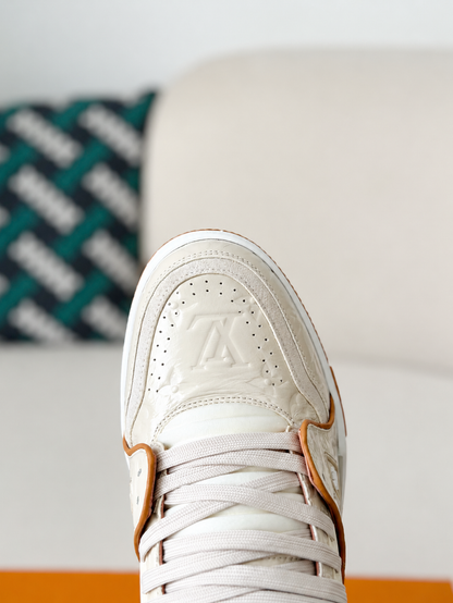 LV Trainer SNE AKERS