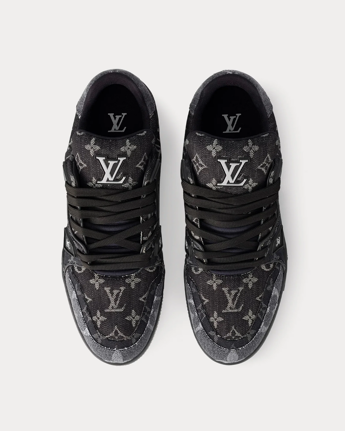 LV Trainer Black